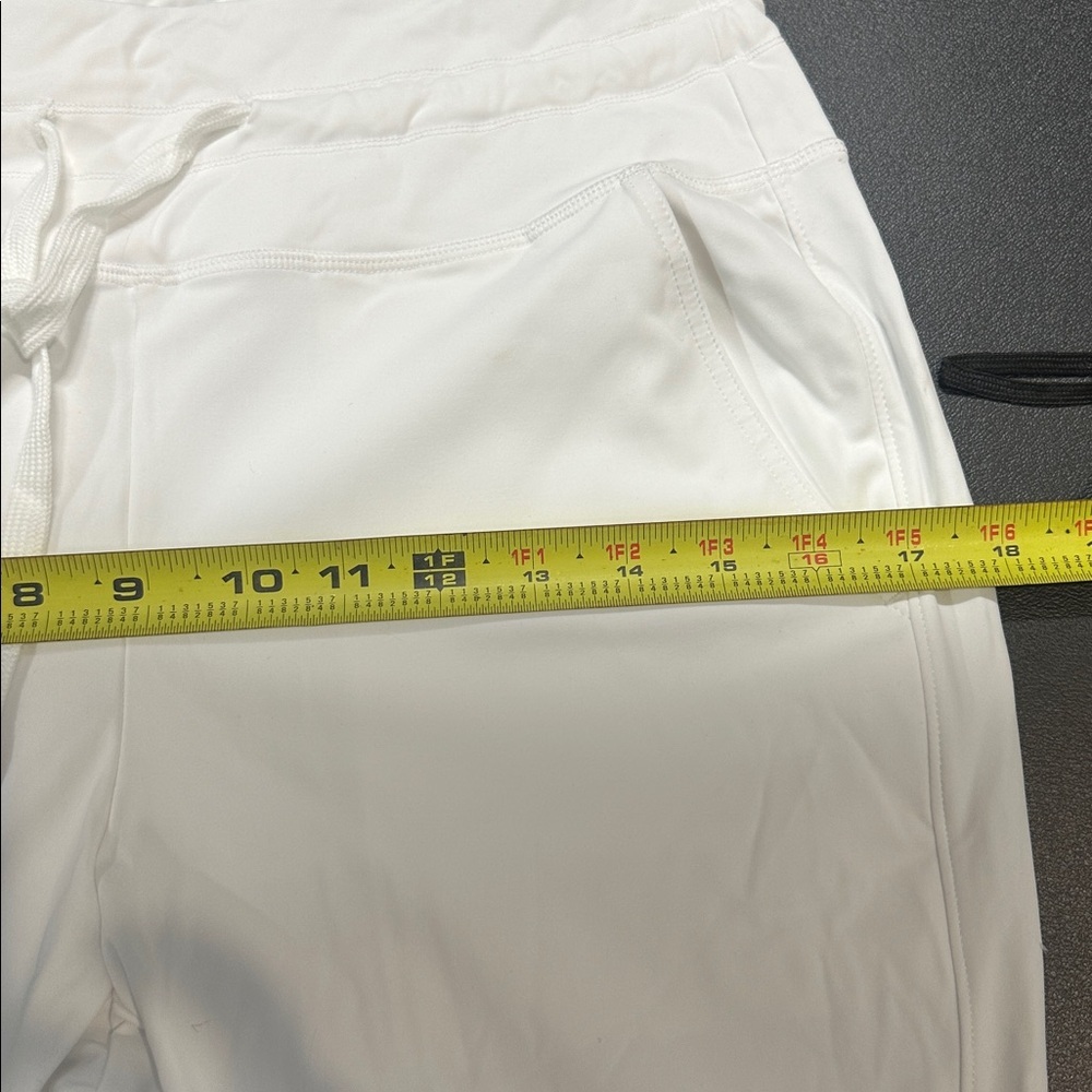 HALARA Crisp White Drawstring performance pants N… - image 6